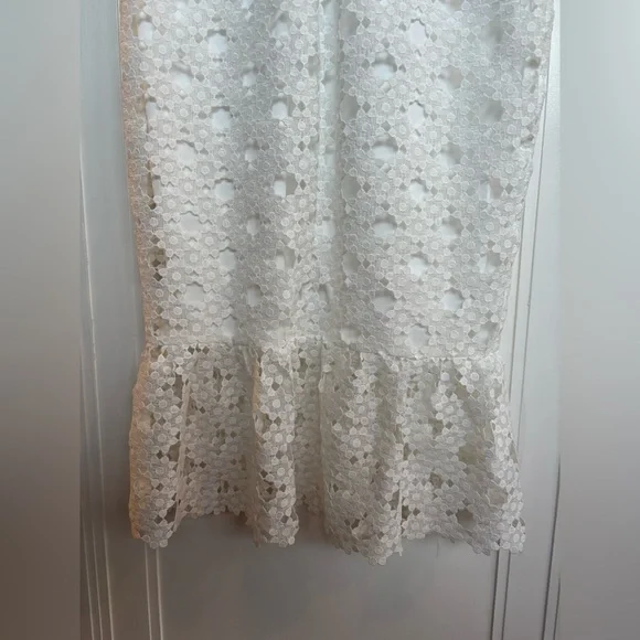 Petal & Pup White Lace Dress EUC XS - Picture 8 of 11